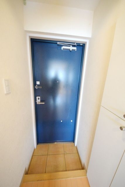 玄関　★他号室の参考画像です★