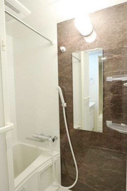 バス・シャワールーム　（参考写真）