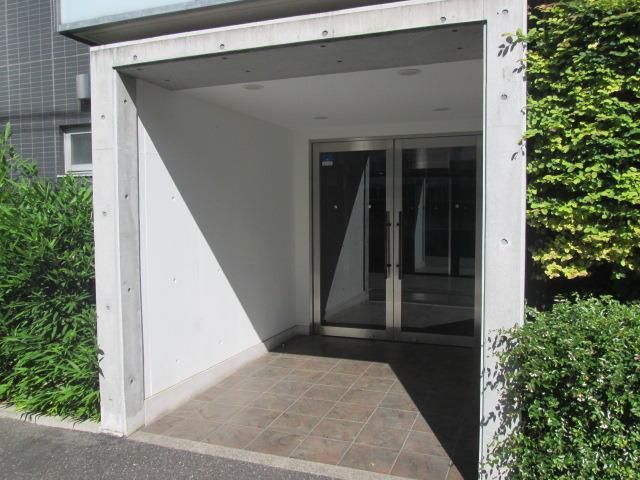 エントランス　エントランス