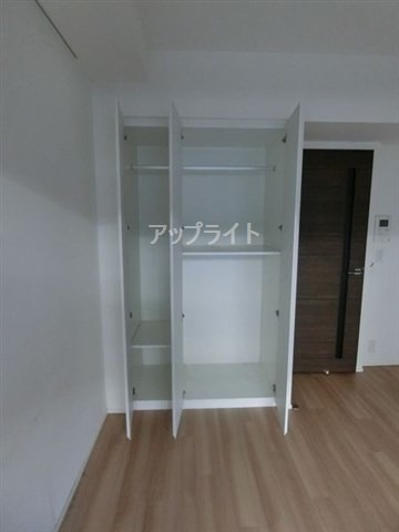 収納　ウォークインクローゼット