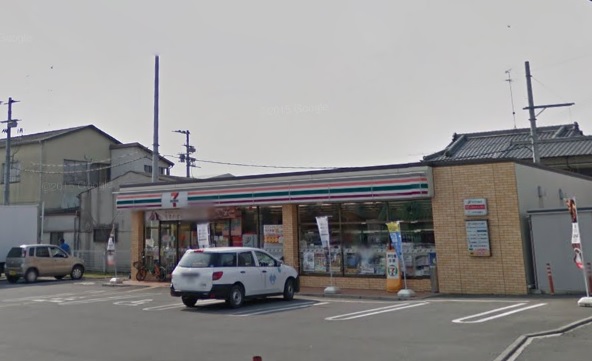 コンビニ　セブンイレブン 富田林川向町店（コンビニ）まで860m