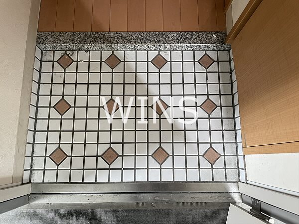 玄関　別部屋の参考写真です