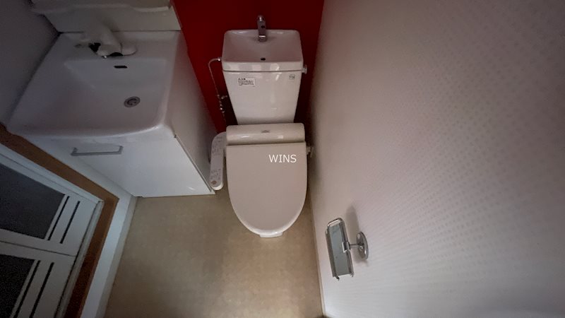 トイレ　別部屋の参考写真です