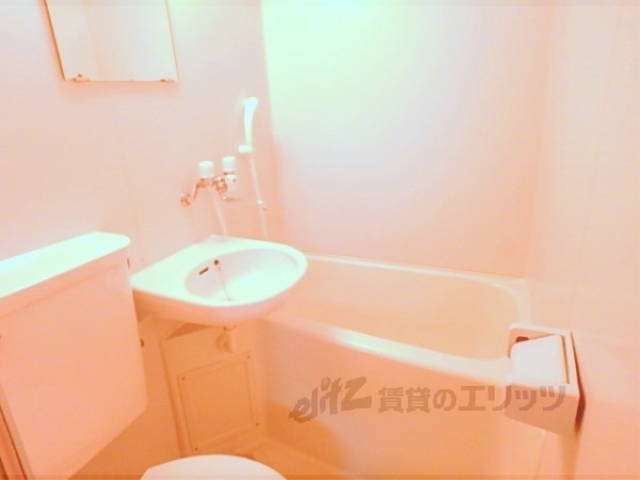 バス・シャワールーム　バス