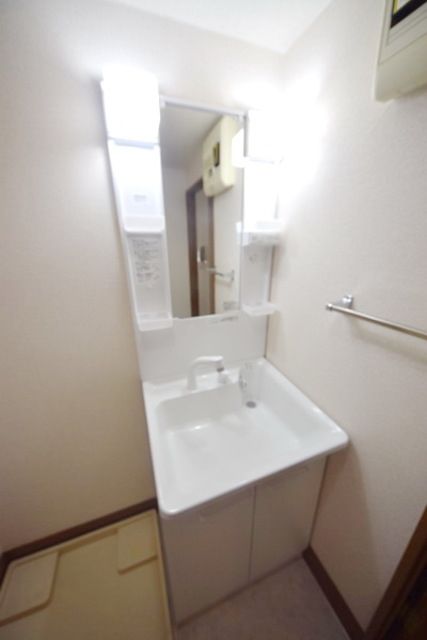 洗面設備　★独立洗面台の様子★