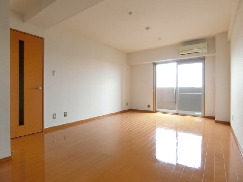 居室・リビング　図面と現状に相違がある場合には現状を優先