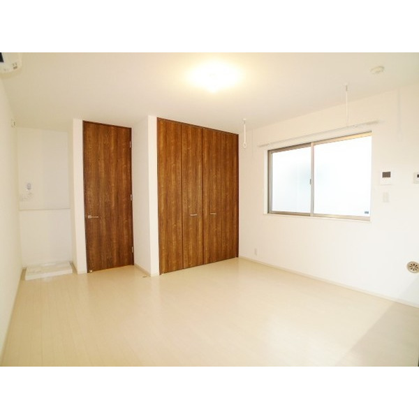 居室・リビング　★２面採光★