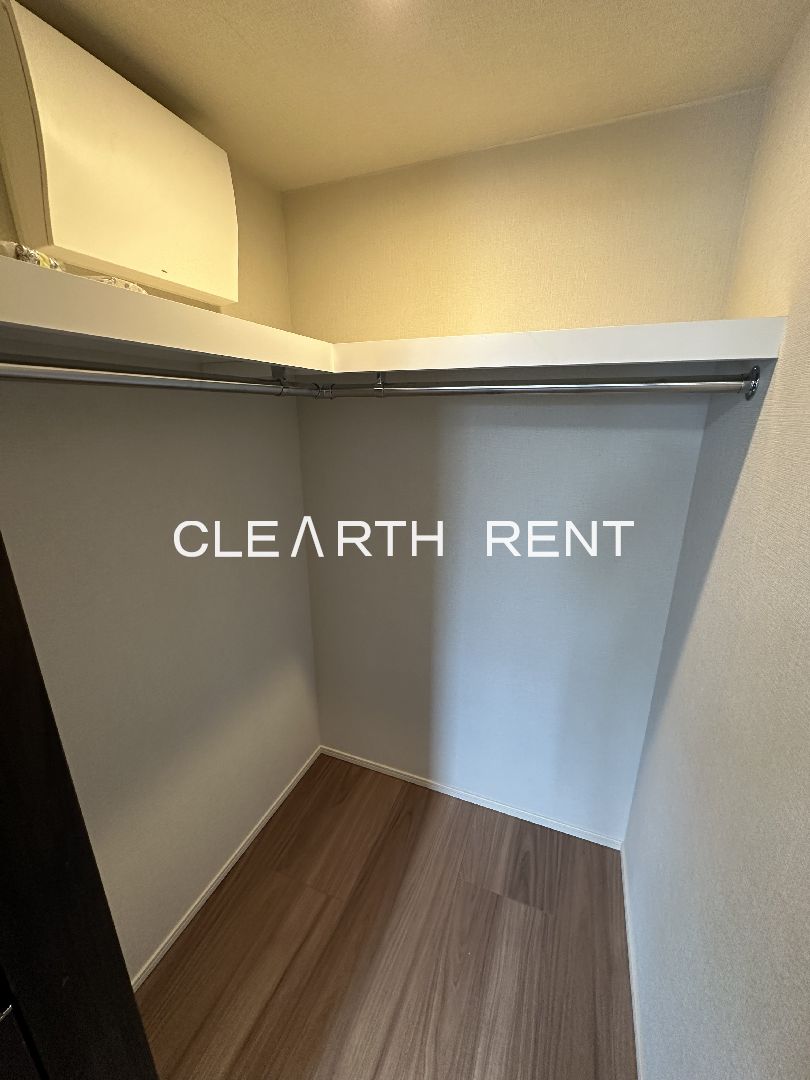 収納　同タイプ別住戸写真となります。現況と異なる場合がございます。