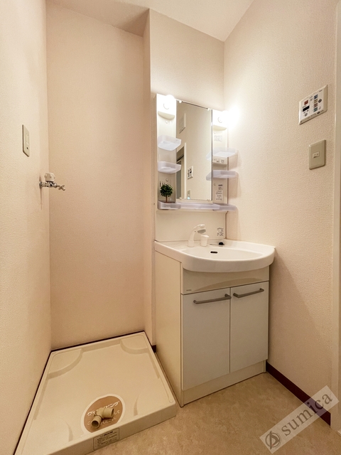 洗面設備　シャンプードレッサー付き・朝シャンもこちらで♪♪