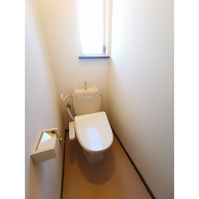 トイレ　別号棟の写真となります。