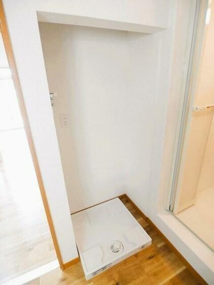 その他設備　室内洗濯機置場　写真は同間取り別部屋のもの