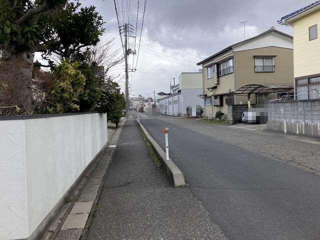 その他　前面道路（その他）まで0m