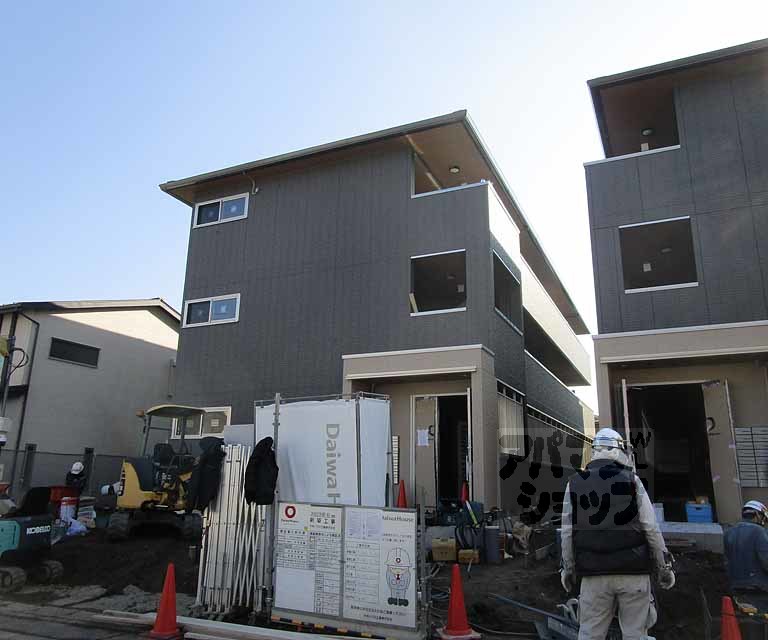 建物外観　建築中風景