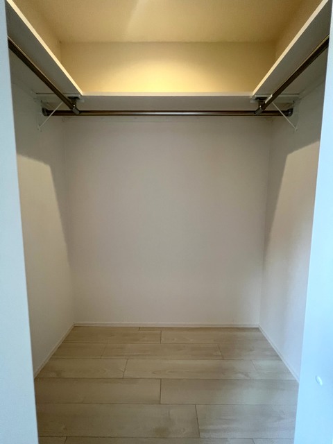収納　広々ウォークインクローゼット
