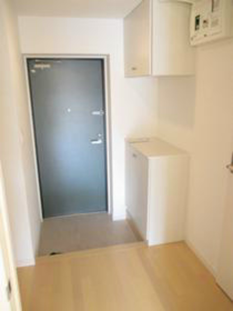 玄関　イメージパース