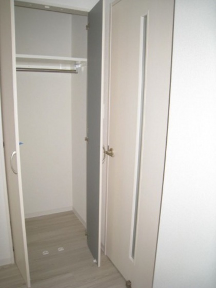 収納　※別部屋の写真です