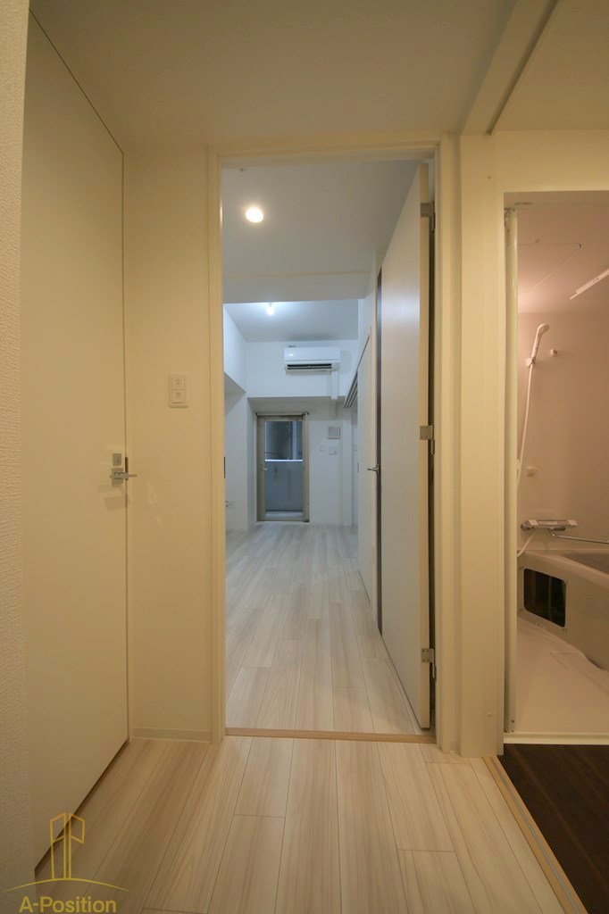 玄関　セレニテ天満橋アリア