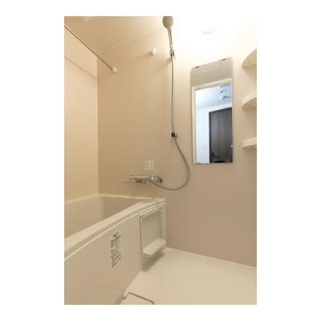 バス・シャワールーム　※写真は同タイプ住戸です。