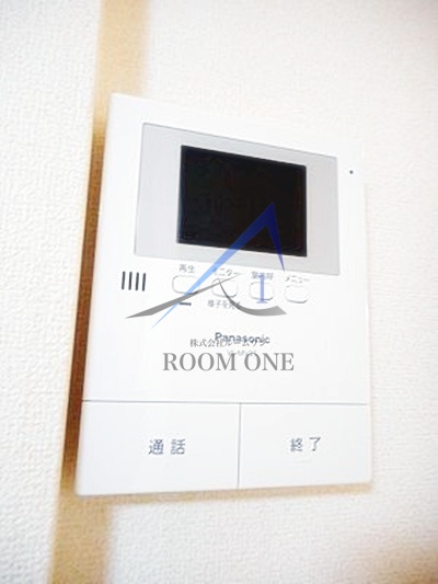 セキュリティ　モニター付きインターホンです。