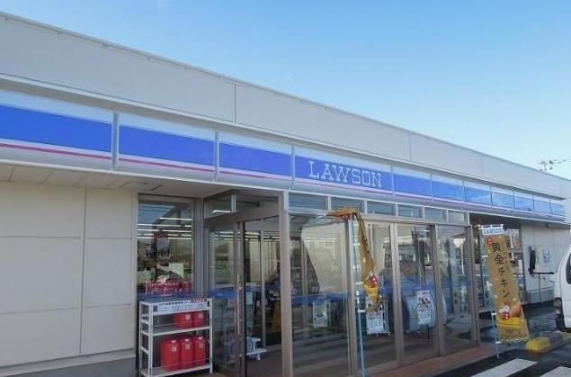 コンビニ　ローソン八戸内舟渡店（コンビニ）まで750m