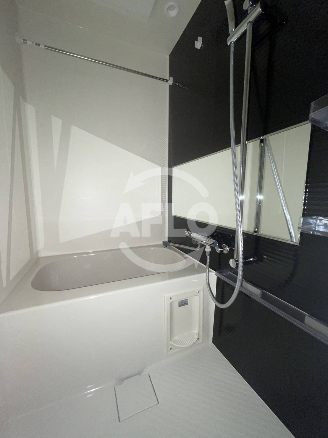 バス・シャワールーム　レジュールアッシュアーバンイーレ　風呂