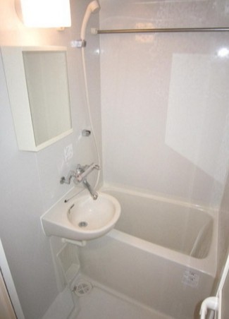 バス・シャワールーム　☆ゆったりくつろげるお風呂☆