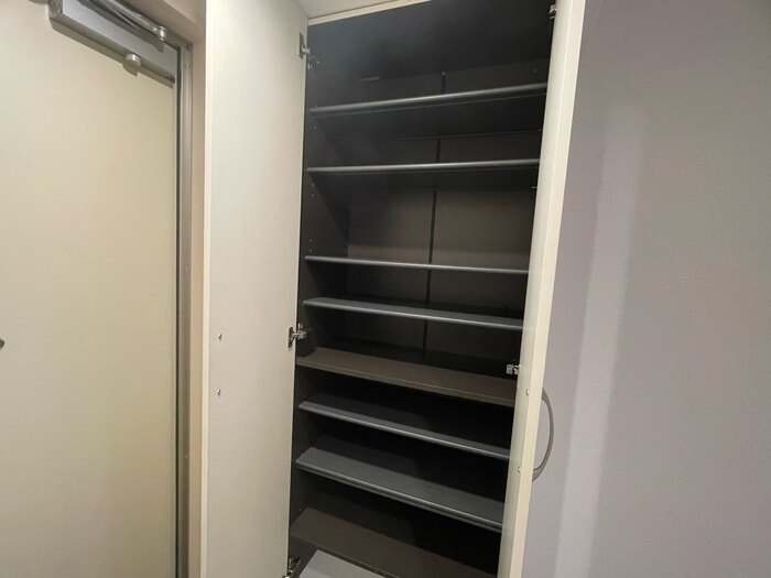 収納　ルシェーナ都島　シューズボックス