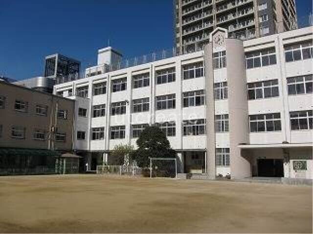 小学校　大阪市立豊崎小学校（小学校）まで274m