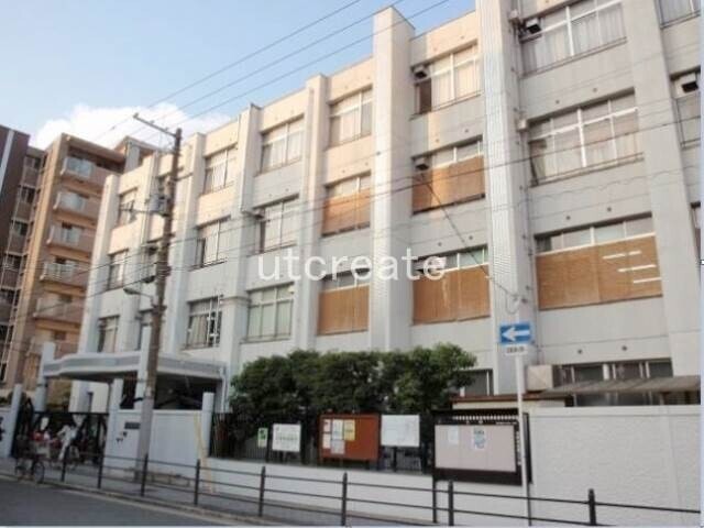 小学校　大阪市立豊崎本庄小学校（小学校）まで464m