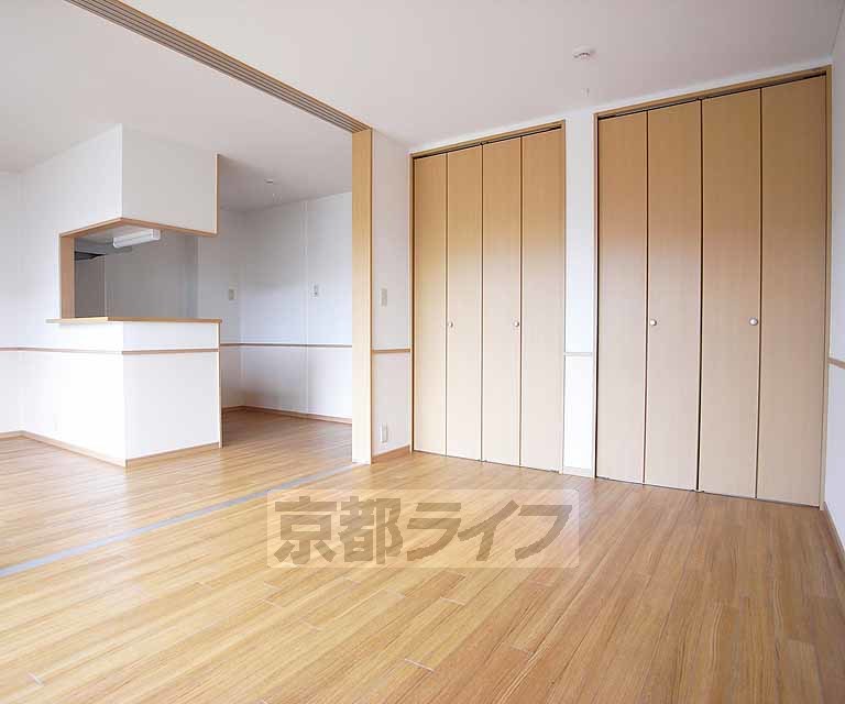 居室・リビング　広いリビングです。