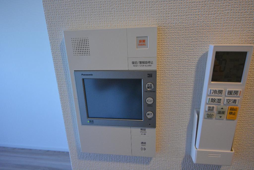 セキュリティ　カメラ付インターホン