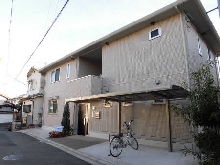 建物外観　オートロック付きで外部からの出入りがなく安心です