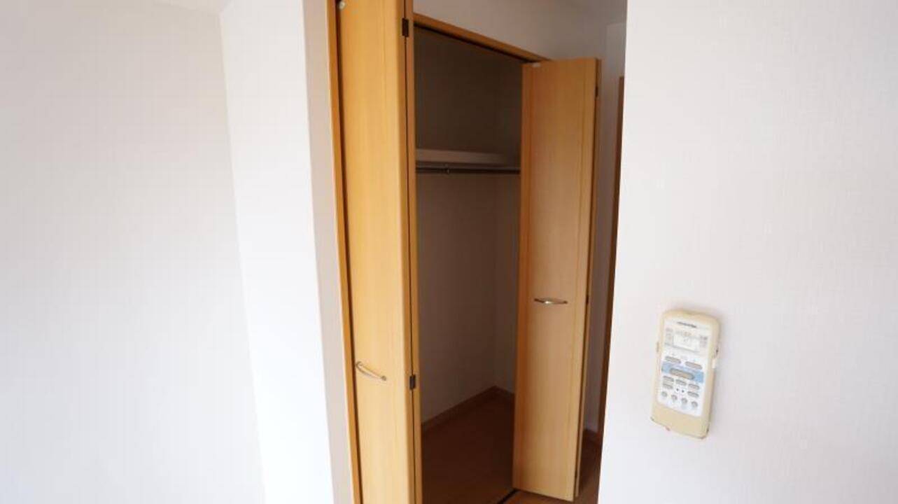 収納　クローゼット