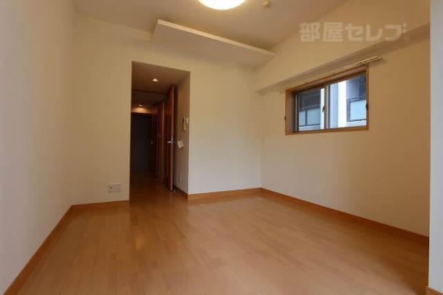 その他部屋・スペース　７帖越えのお部屋はゆったりとしていて良いですよ。