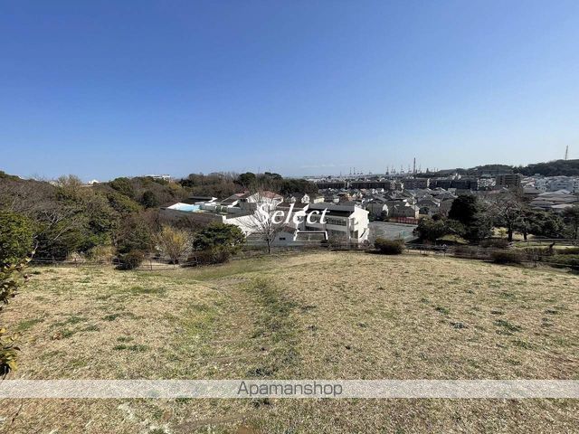 小学校　横浜市立本牧小学校（小学校）まで462m