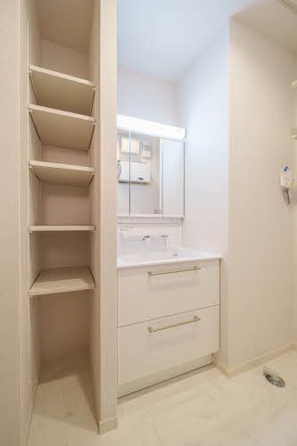 洗面設備　洗面化粧台