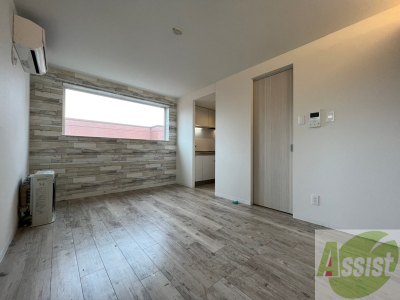 居室・リビング　広くてキレイなお部屋が広がっていて、充実した生活が送れそう。