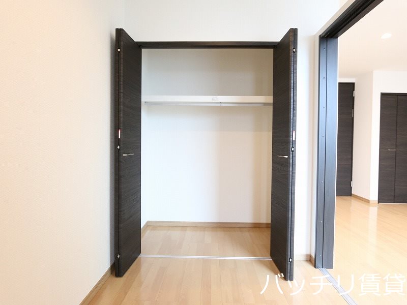 収納　同型タイプの為、現状を優先いたします