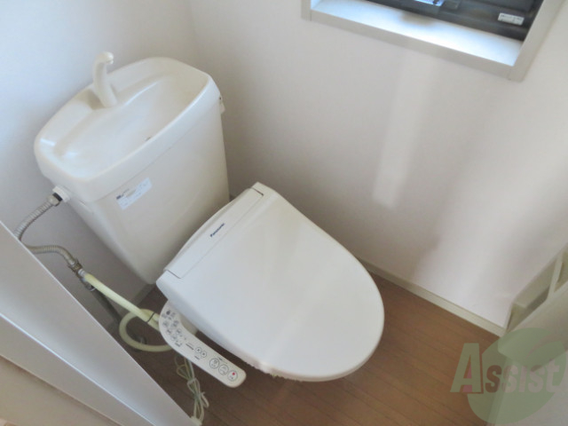 トイレ　トイレは、清潔感があり安心して使用できます。