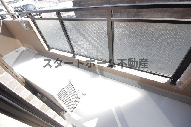 バルコニー　バルコニーがあります