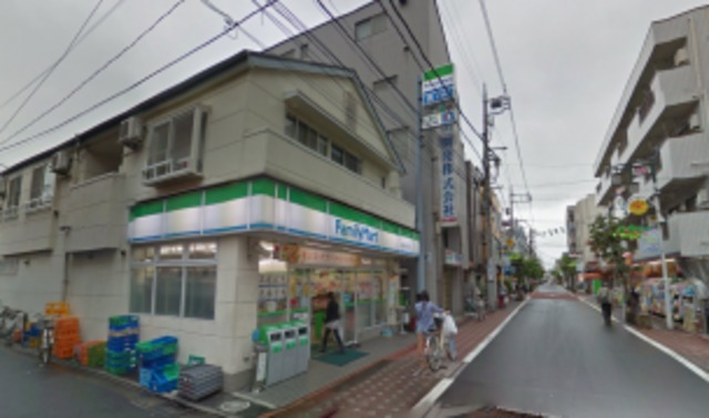 コンビニ　ファミリーマート西糀谷四丁目店（コンビニ）まで898m