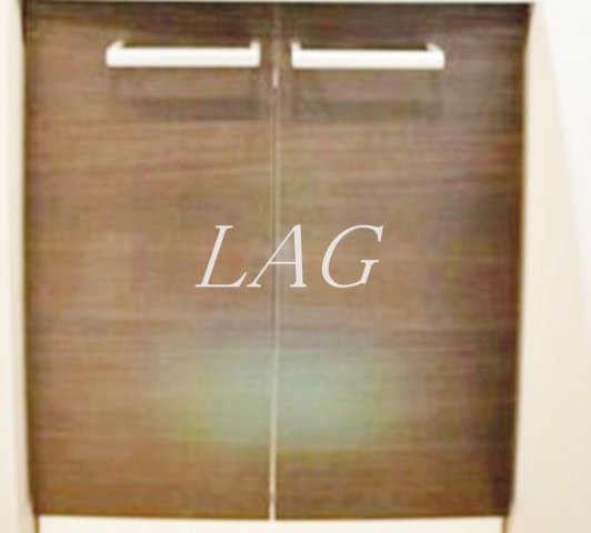 収納　独立洗面台収納です。