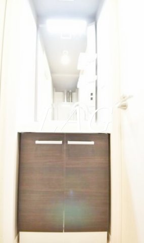 洗面設備　独立洗面台です。