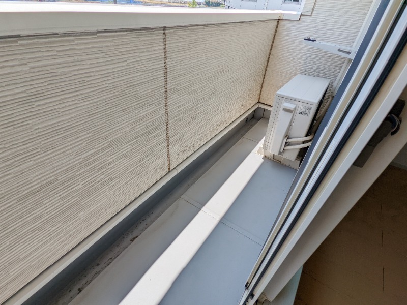 バルコニー　図面と現状に相違がある場合には現状を優先