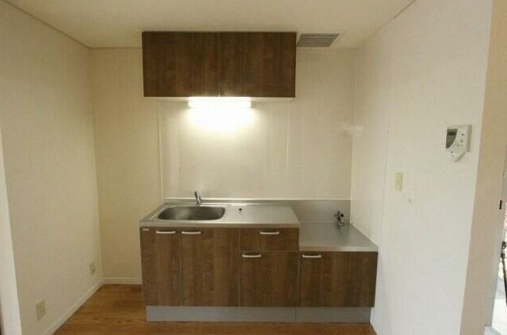 キッチン　同物件他部屋参考写真