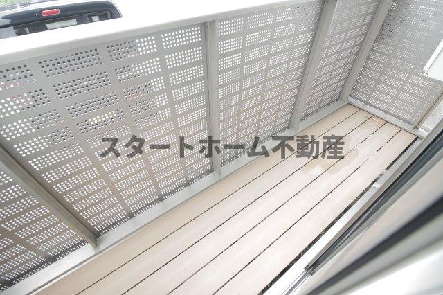バルコニー　広々としたバルコニーです