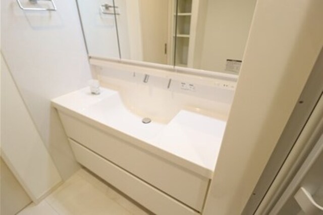 洗面設備　洗髪洗面化粧台