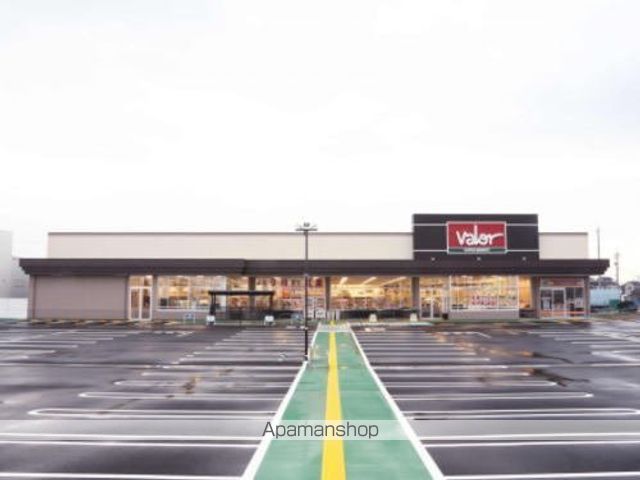 スーパー　バロー　春江店（スーパー）まで500m