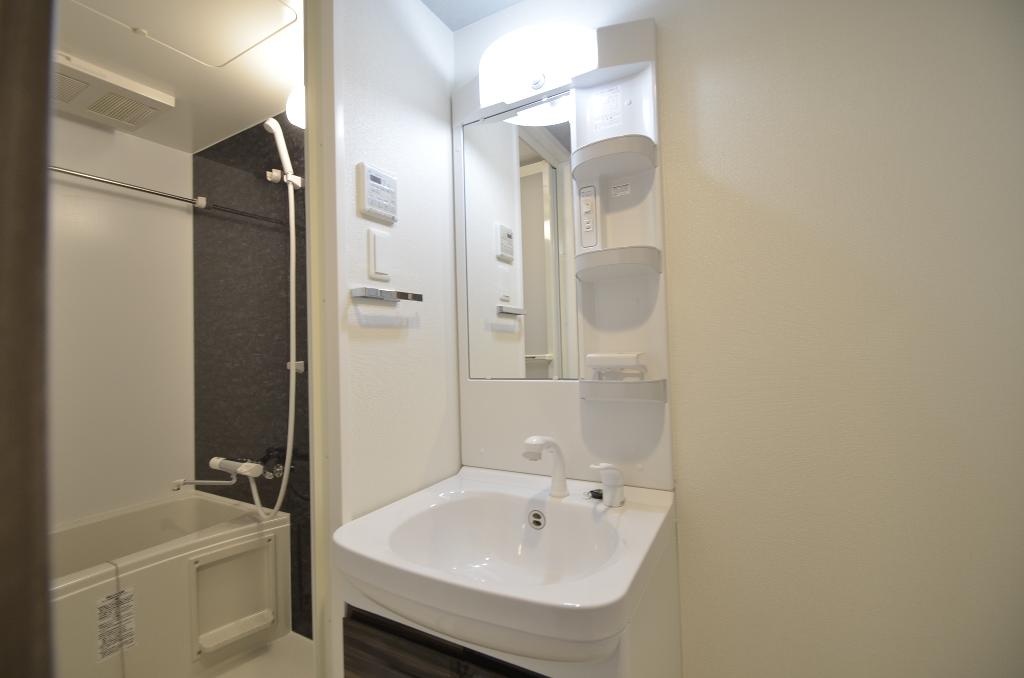 洗面設備　洗髪洗面化粧台