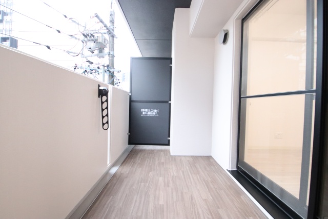 バルコニー　※別室の参考写真の為、現況優先です。